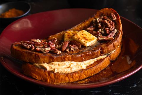 Pumpkin Pie Stuffed French Toast